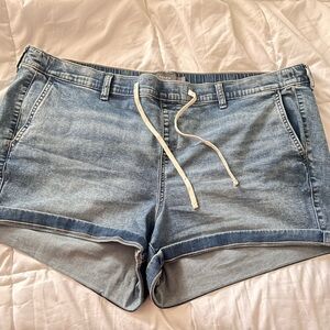 Torrid 3.5” Weekend shorts